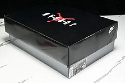 DB5457-061 Jordan  “Bred Velvet” 11 Air 1103